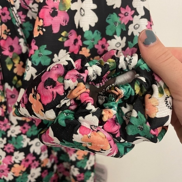 Asos Design Long Sleeve Floral Wrap Mini Maternity Dress NWT Size 4 - Picture 11 of 12